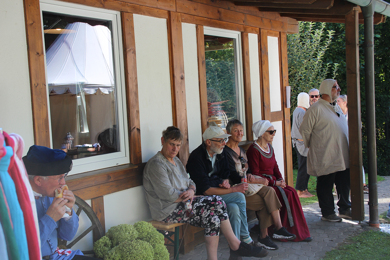 %_tempFileName09_21_Mittelalterfest_08%