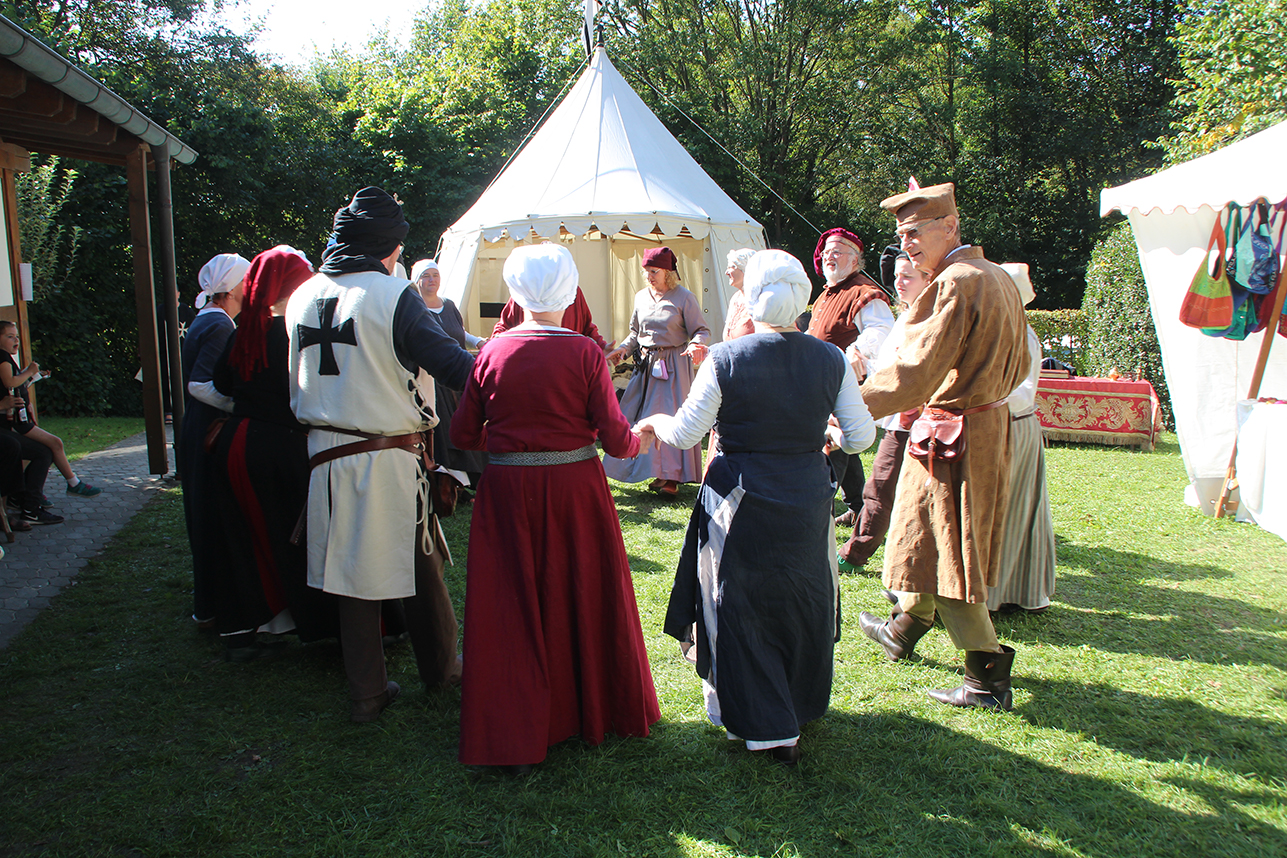 %_tempFileName09_21_Mittelalterfest_16%