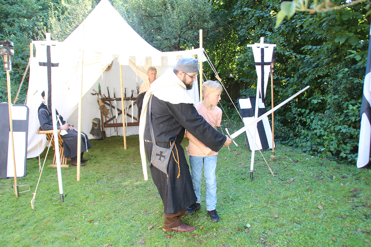 %_tempFileName09_21_Mittelalterfest_18%