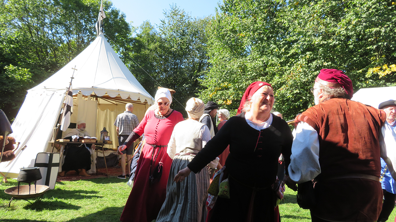 %_tempFileName09_21_Mittelalterfest_73%