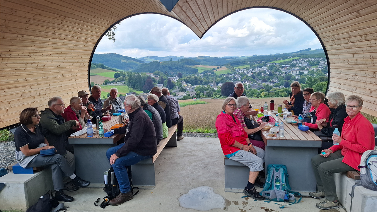 %_tempFileNameMi-Esselsteig_12%