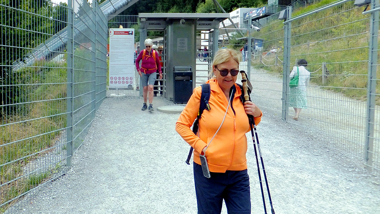 %_tempFileName08-17-Skywalk_05%