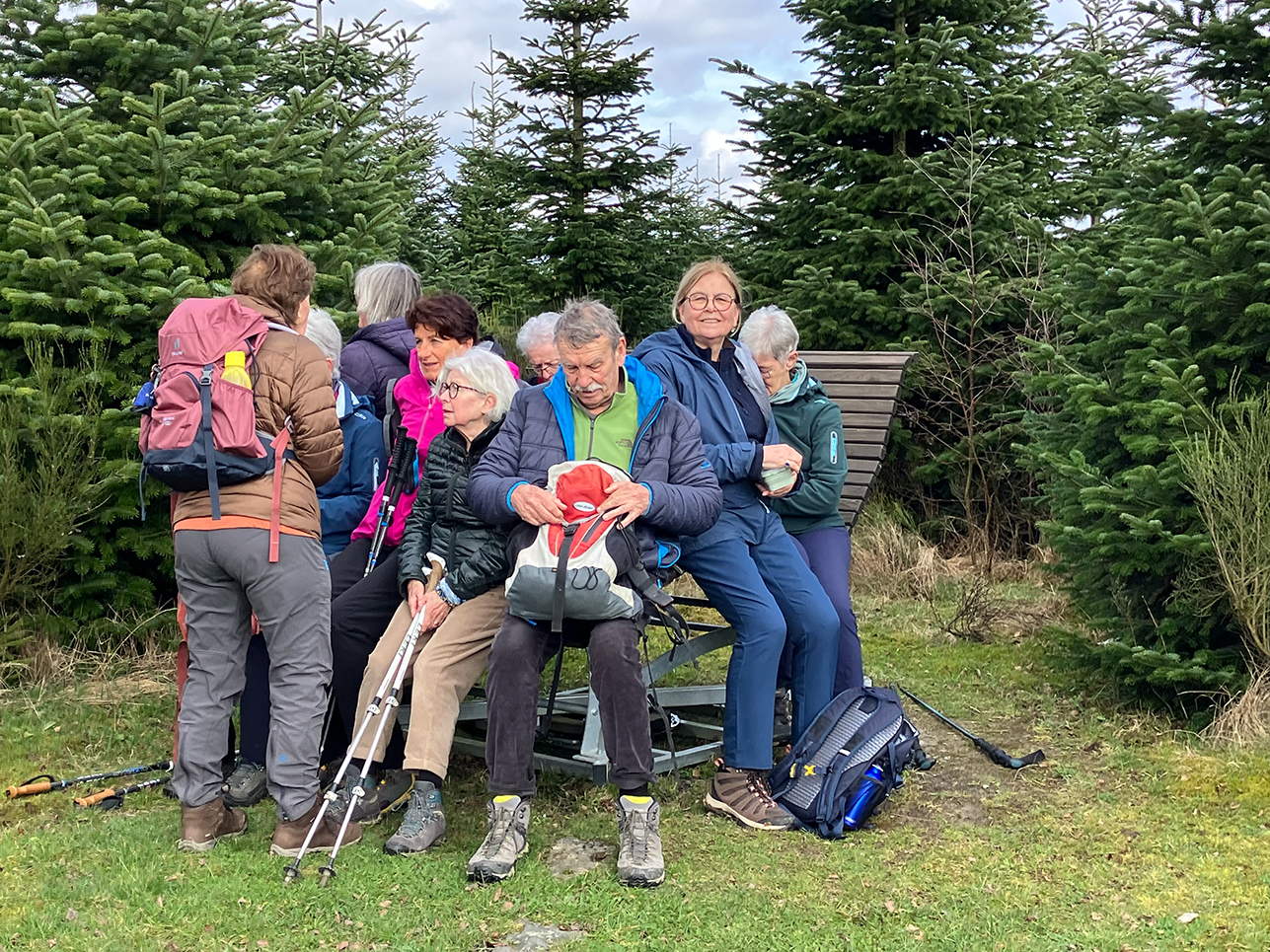 %_tempFileName03-15-Runde-von-Nichtinghausen_07%