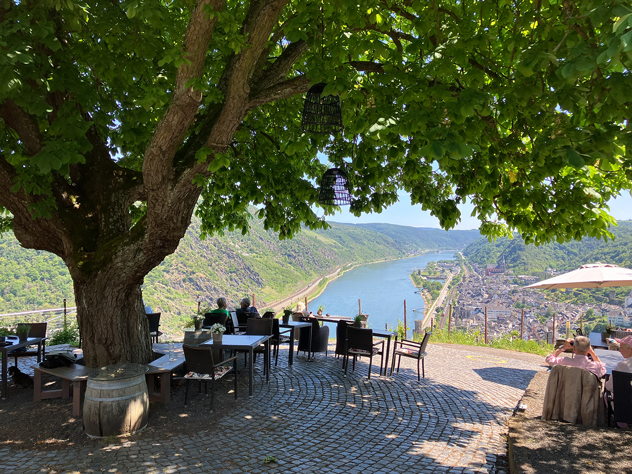 %_tempFileName05-Rheinburgenweg_06%