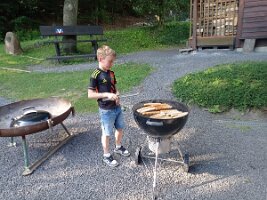 06-20-Zelten_22